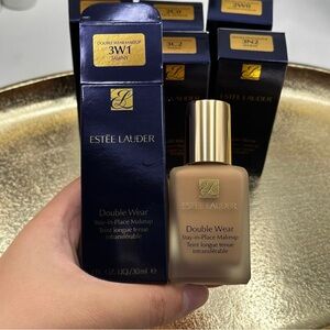 Estee Lauder Double Wear Foundation